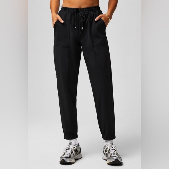 Fabletics Women’s Black Jogger Pants Size Medium - Picture 6 of 6